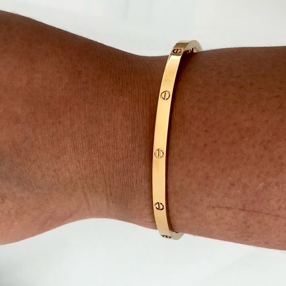 Gold Screw Motif Bracelet Small Model - Picture 3 of 10